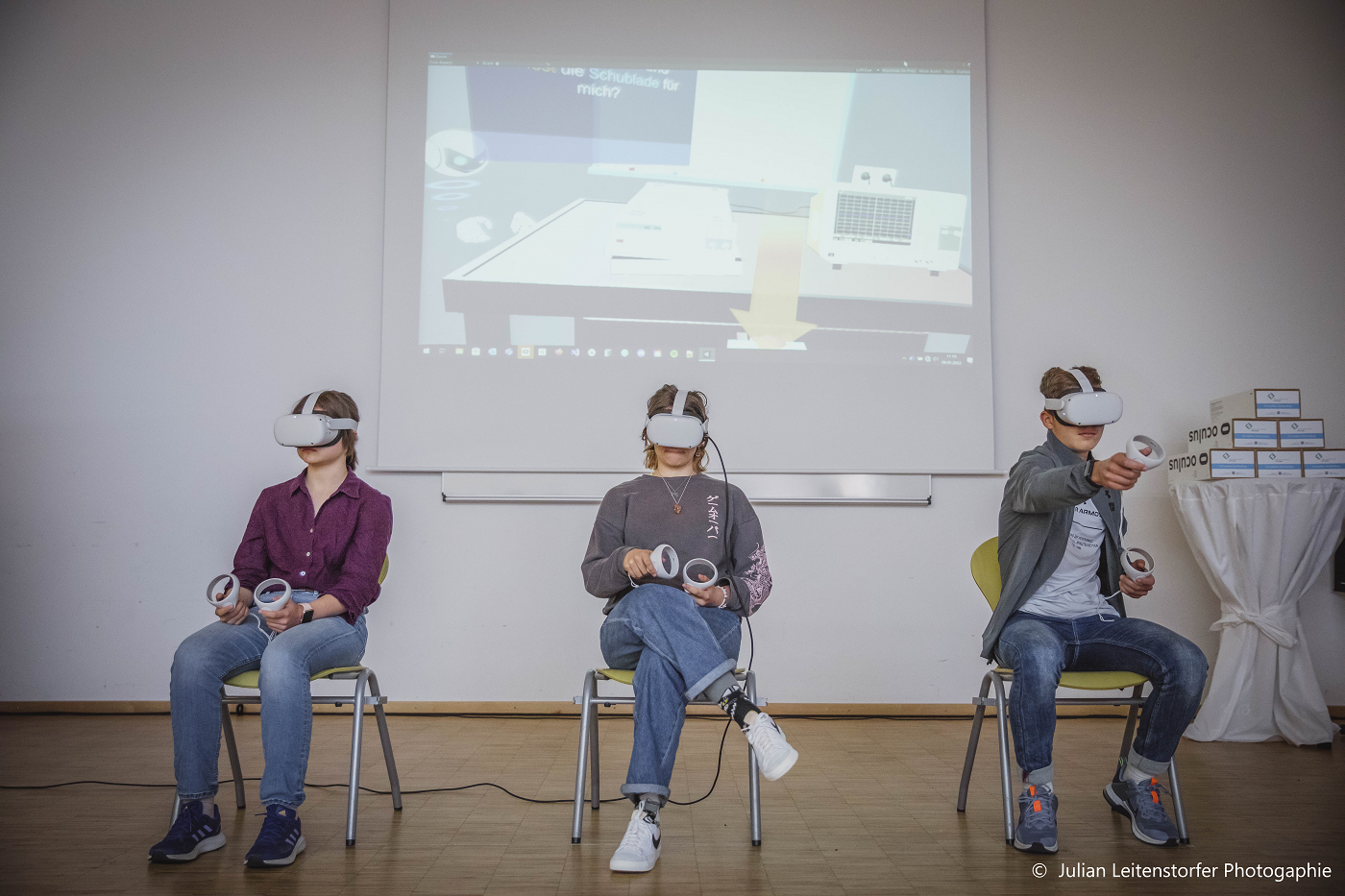 <p>VR-Training "Oszilloskop"</p>